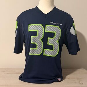 Seahawks Jersey Youth Large / Women’s medium